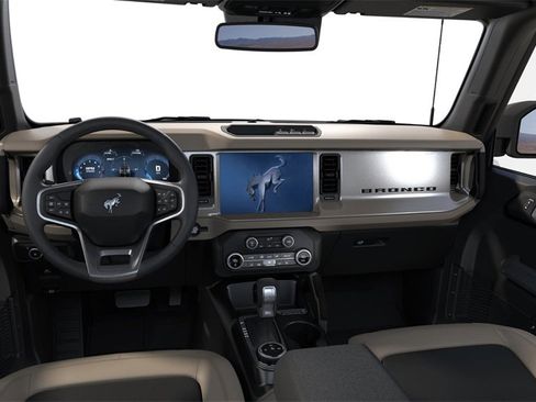 New 2025 Ford Bronco Outer Banks image 39