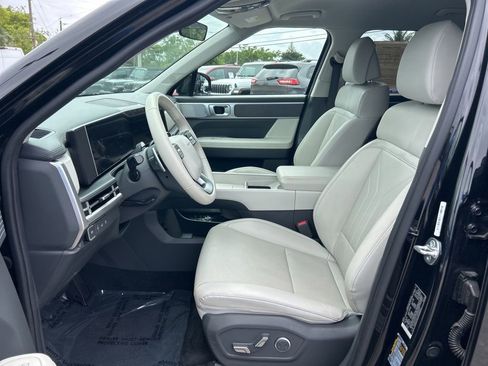 Used 2024 Hyundai Santa Fe SEL image 9