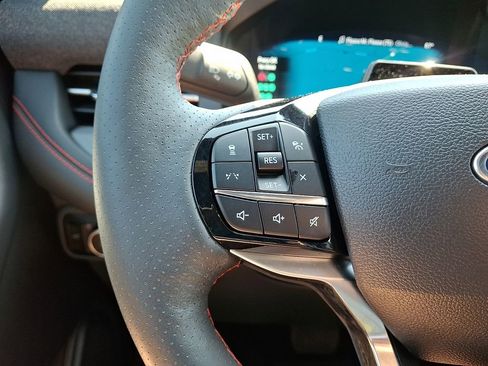 Used 2025 Ford Explorer ST-Line w/ Premium Package AWD/4WD image 23