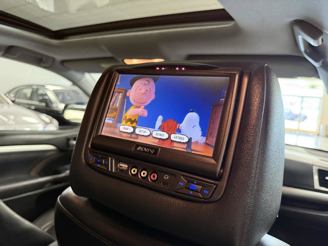 Used 2016 Toyota Highlander XLE AWD/4WD image 30