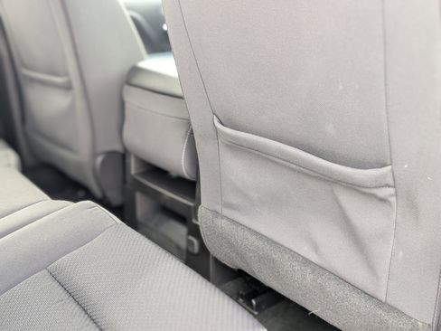 Used 2018 Chevrolet Silverado 1500 LT w/ All Star Edition image 41