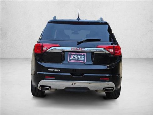 Used 2019 GMC Acadia Denali w/ Technology Package FWD image 6
