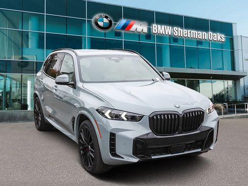 New 2026 BMW X5 sDrive40i w/ M Sport Package image 3
