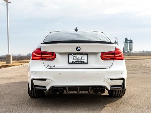 Used 2018 BMW M3 RWD image 6