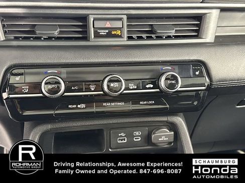 Certified 2023 Honda Pilot Touring image 9