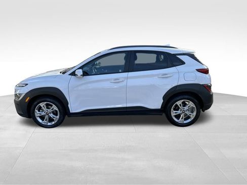 Used 2022 Hyundai Kona SEL w/ Convenience Package image 2
