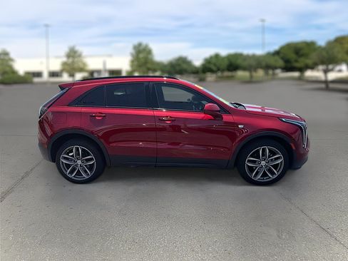 Used 2020 Cadillac XT4 Sport w/ Driver Awareness Package FWD image 8