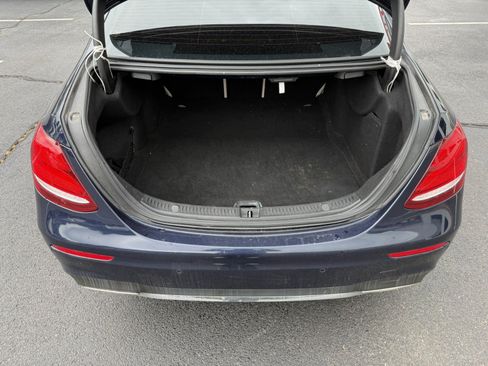 Used 2017 Mercedes-Benz E 300 4MATIC image 23