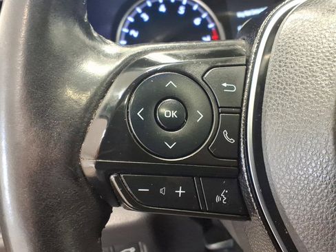 Used 2019 Toyota RAV4 XLE w/ Convenience Package image 11