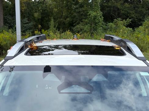 Certified 2023 Subaru Outback Touring XT AWD/4WD image 7