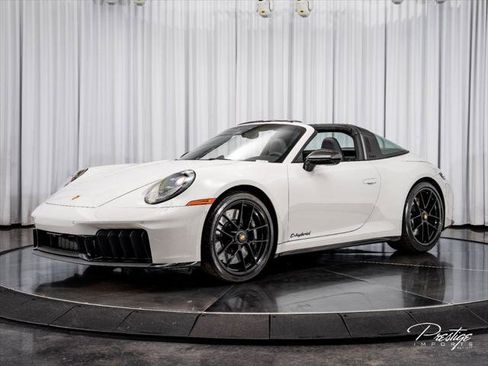 Used 2025 Porsche 911 Targa 4 GTS AWD/4WD image 9