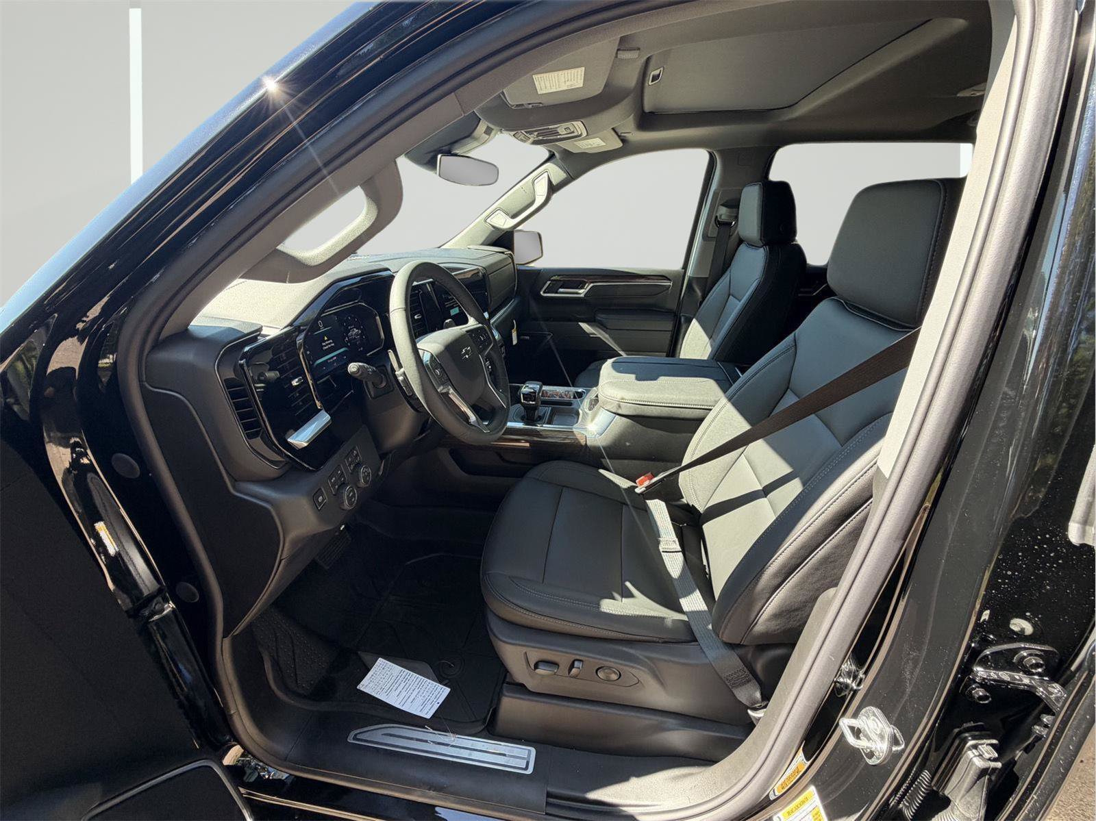 New 2026 Chevrolet Silverado 1500 RST w/ Safety Package AWD/4WD image 88