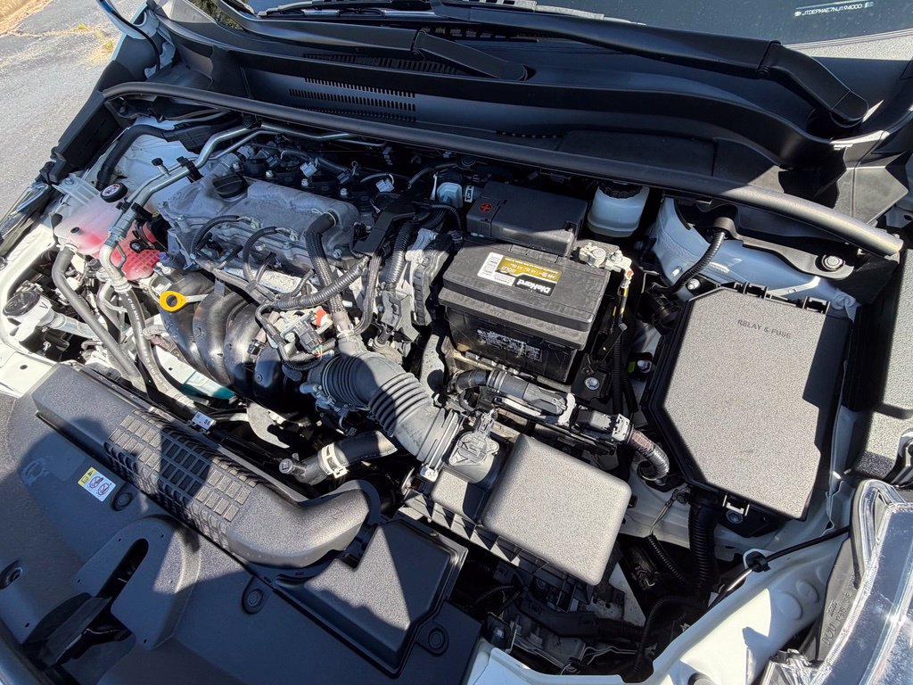 Used 2022 Toyota Corolla LE FWD image 28