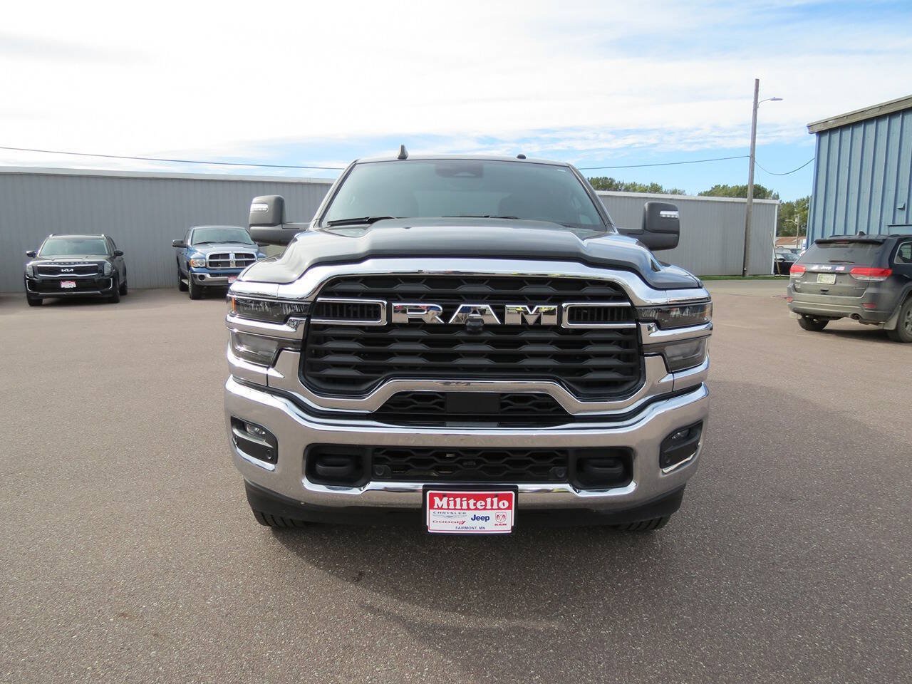 Used 2026 RAM 2500 Big Horn AWD/4WD image 6