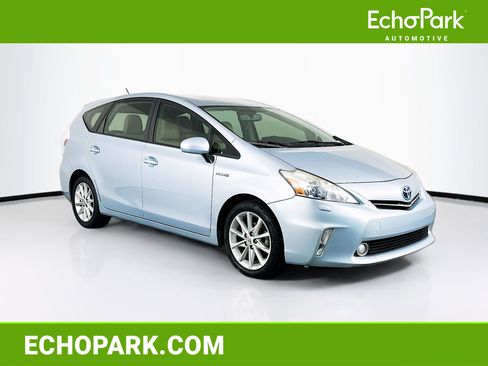 Used 2012 Toyota Prius V Five FWD image 1