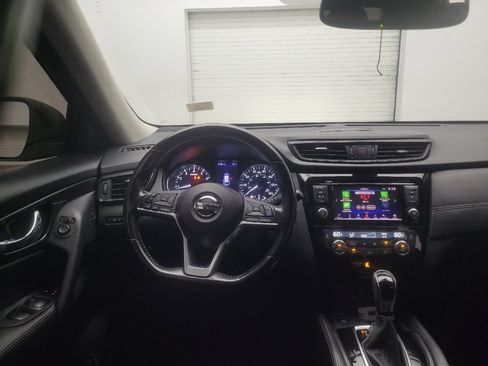 Used 2018 Nissan Rogue SL w/ Premium Package FWD image 22