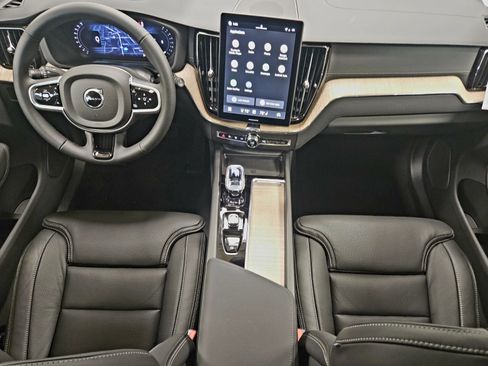 New 2026 Volvo XC60 B5 Ultra w/ Protection Package Premier image 15