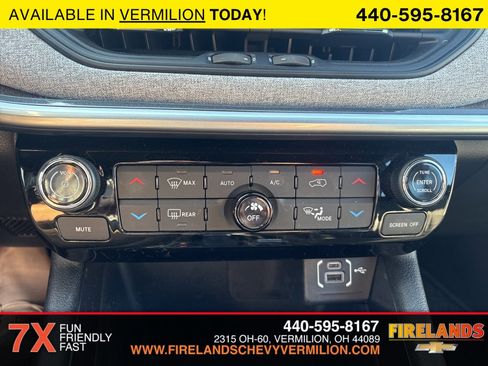Used 2023 Jeep Compass Latitude w/ Convenience Group image 17
