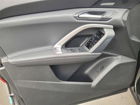 New 2025 Audi Q5 Premium Plus image 10