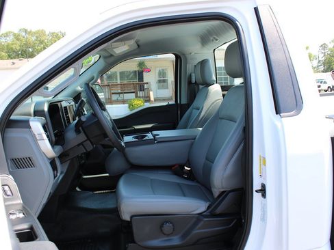 Used 2025 Ford F250 XL w/ XL Chrome Package RWD image 14