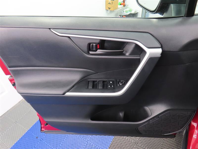 Used 2025 Toyota RAV4 LE FWD image 12