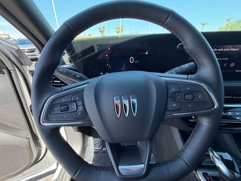 Used 2025 Buick Envista Sport Touring FWD image 22
