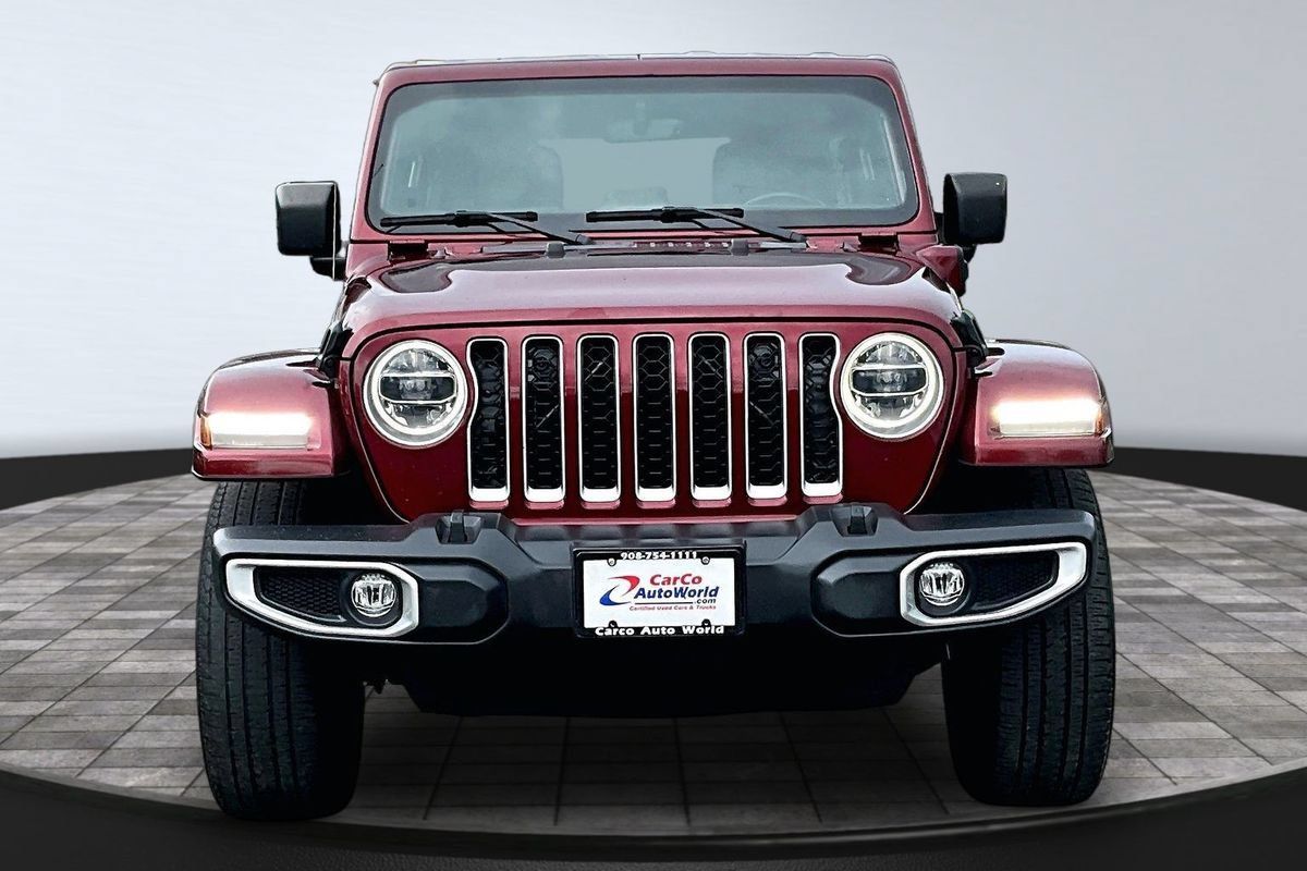 Used 2021 Jeep Wrangler Unlimited Sahara w/ Cold Weather Group AWD/4WD image 2