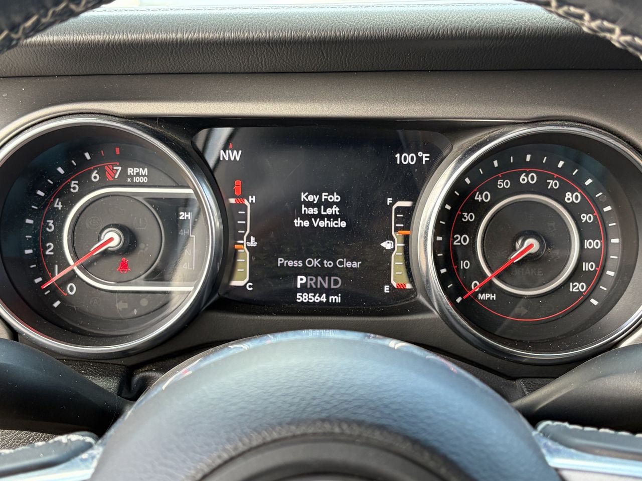 Used 2022 Jeep Wrangler Unlimited Rubicon w/ LED Lighting Group AWD/4WD image 31