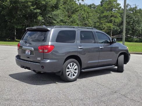 Used 2016 Toyota Sequoia Limited w/ Safety & Convenience Package RWD image 5