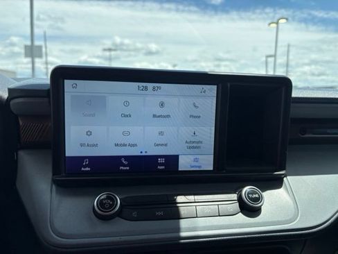 Used 2022 Ford Maverick Lariat w/ Lariat Luxury Package FWD image 20