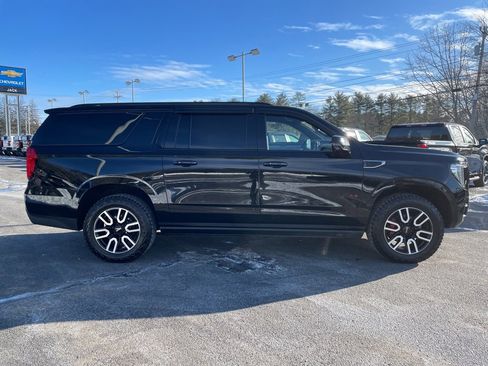 Used 2021 GMC Yukon XL AT4 w/ AT4 Premium Plus Package image 8