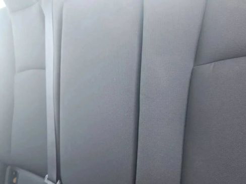 Used 2021 Toyota Corolla LE FWD image 34