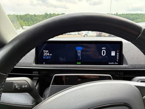 Certified 2021 Ford Mustang Mach-E Premium AWD/4WD image 22