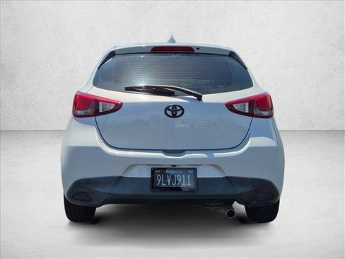 Used 2020 Toyota Yaris LE FWD image 7