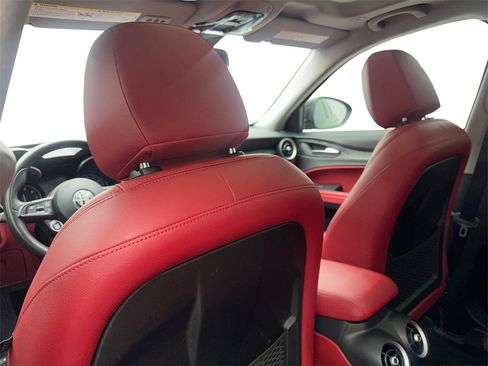 Used 2021 Alfa Romeo Stelvio Sprint w/ Nero Edizione image 34