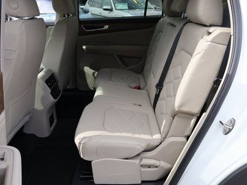 New 2026 Volkswagen Atlas SE image 13