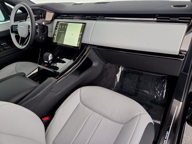 New 2026 Land Rover Range Rover Sport Dynamic SE AWD/4WD image 18