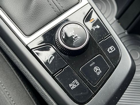 Certified 2025 Kia Sportage LX image 25