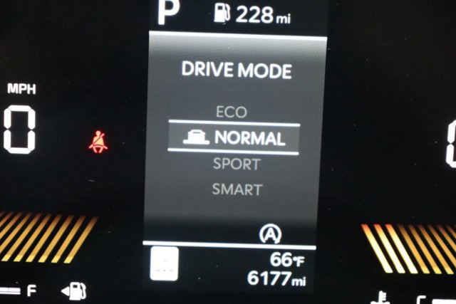 Used 2025 Kia Sorento S w/ Panoramic Sunroof Package FWD image 27