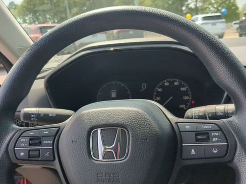 Used 2024 Honda CR-V EX image 14