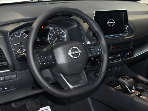 New 2026 Nissan Rogue SV w/ Cold Weather Package FWD image 2