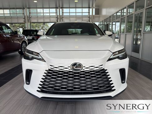Used 2023 Lexus RX 350 FWD image 2