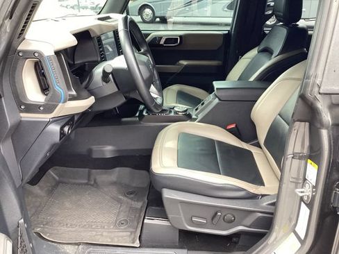 Used 2023 Ford Bronco Wildtrak AWD/4WD image 5