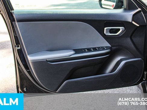 Used 2025 Kia K4 FWD image 38