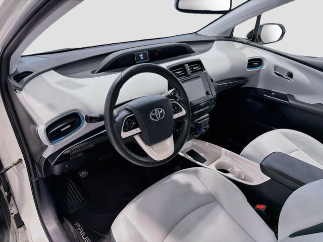 Certified 2017 Toyota Prius Four FWD image 8