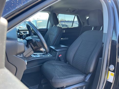 Used 2020 Ford Explorer XLT w/ Comfort Package image 17
