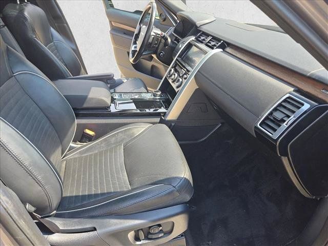 Used 2020 Land Rover Discovery HSE AWD/4WD image 22