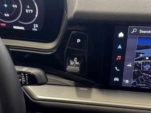 Used 2024 Porsche Cayenne Coupe image 18