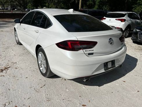 Used 2018 Buick Regal Preferred w/ Sights and Sounds Package FWD image 3
