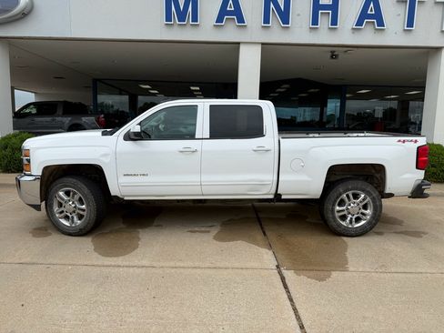 Used 2016 Chevrolet Silverado 2500 LT AWD/4WD image 8
